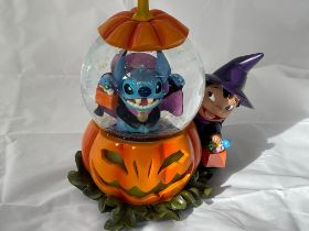 'DISNEY' Lilo and Stitch limited edition of 350 snow globes