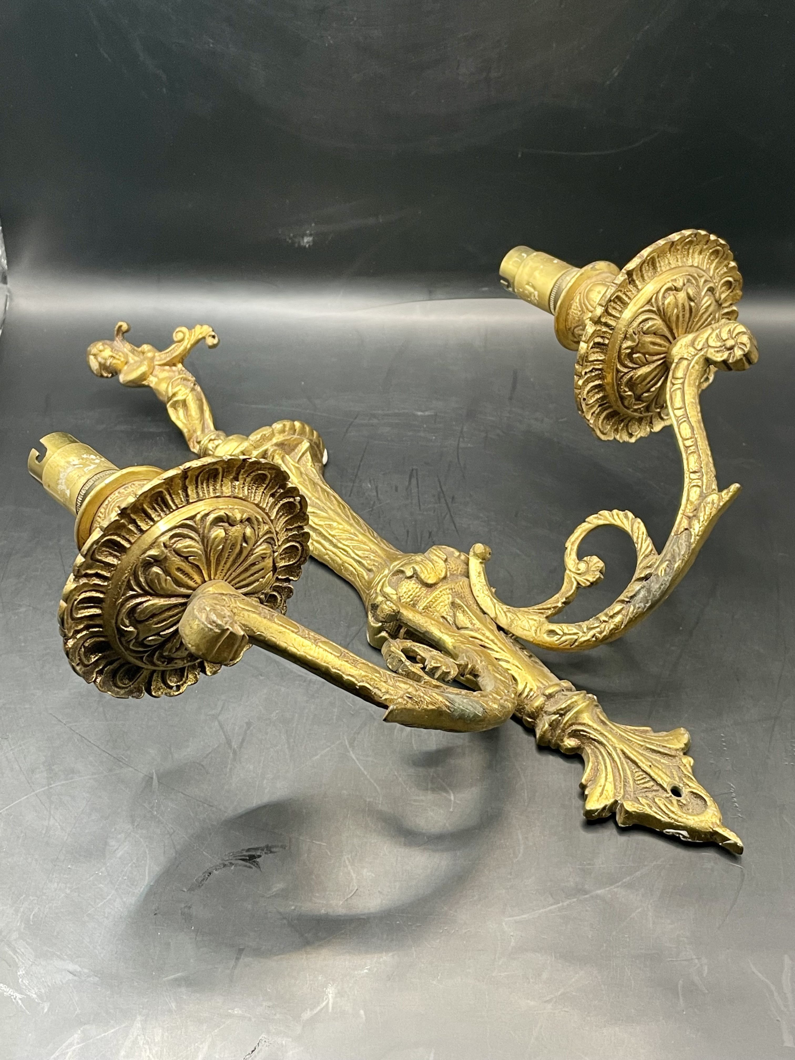 Stunning Ornate 1780-1820s Gold guild on bronze sconce with Georgian design  - Image 3 of 13