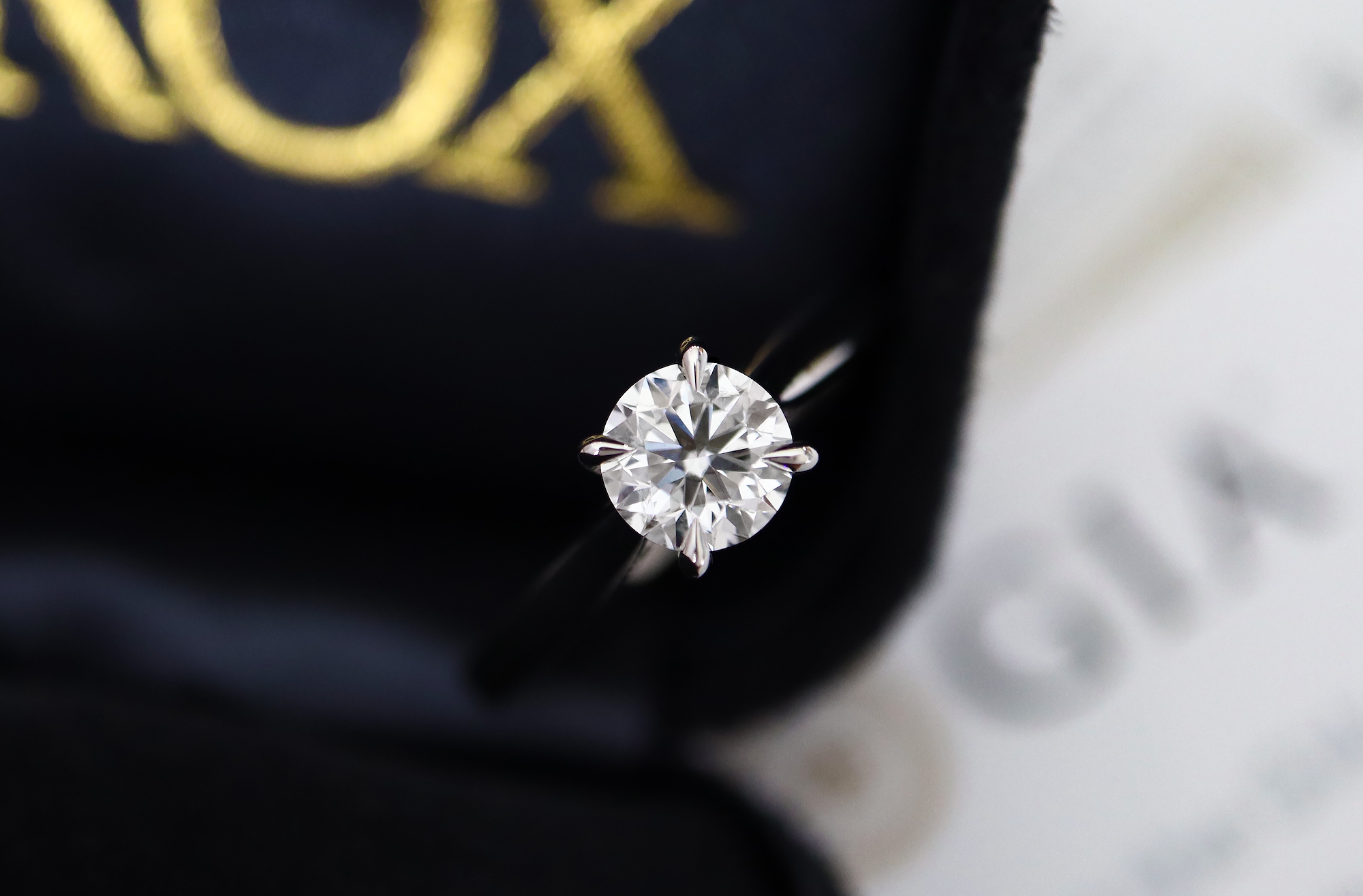 *GIA* 0.80CT DIAMOND SOLITAIRE RING (DIAMOND; F / SI1) PLATINUM '950' SET - £7K VALUATION - Image 8 of 11