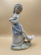 Vintage Tendra Spanish porcelain Maid with a Goose.