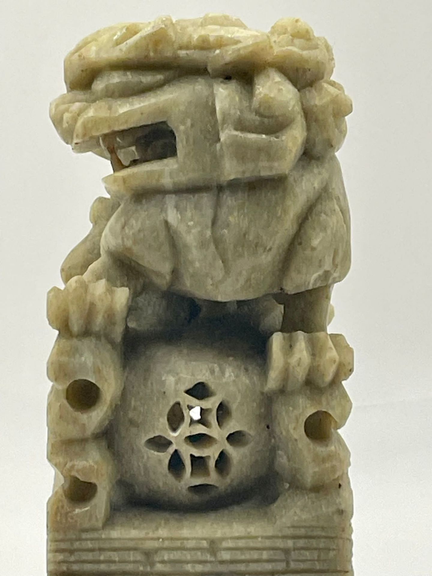 VINTAGE OLD CHINESE CARVED HARDSTONE 2 LIONS STAMP - Image 8 of 11