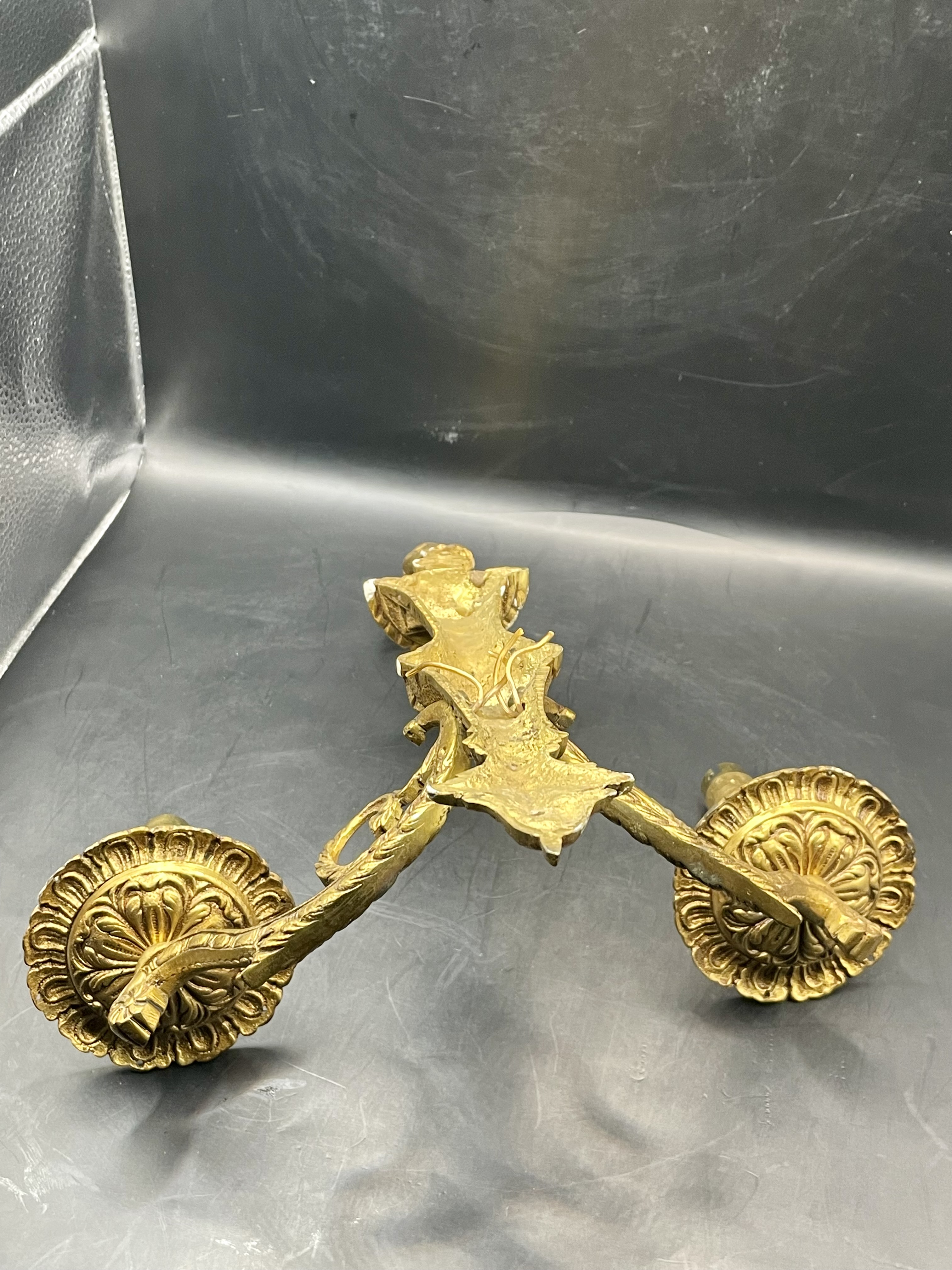 Stunning Ornate 1780-1820s Gold guild on bronze sconce with Georgian design  - Image 7 of 13