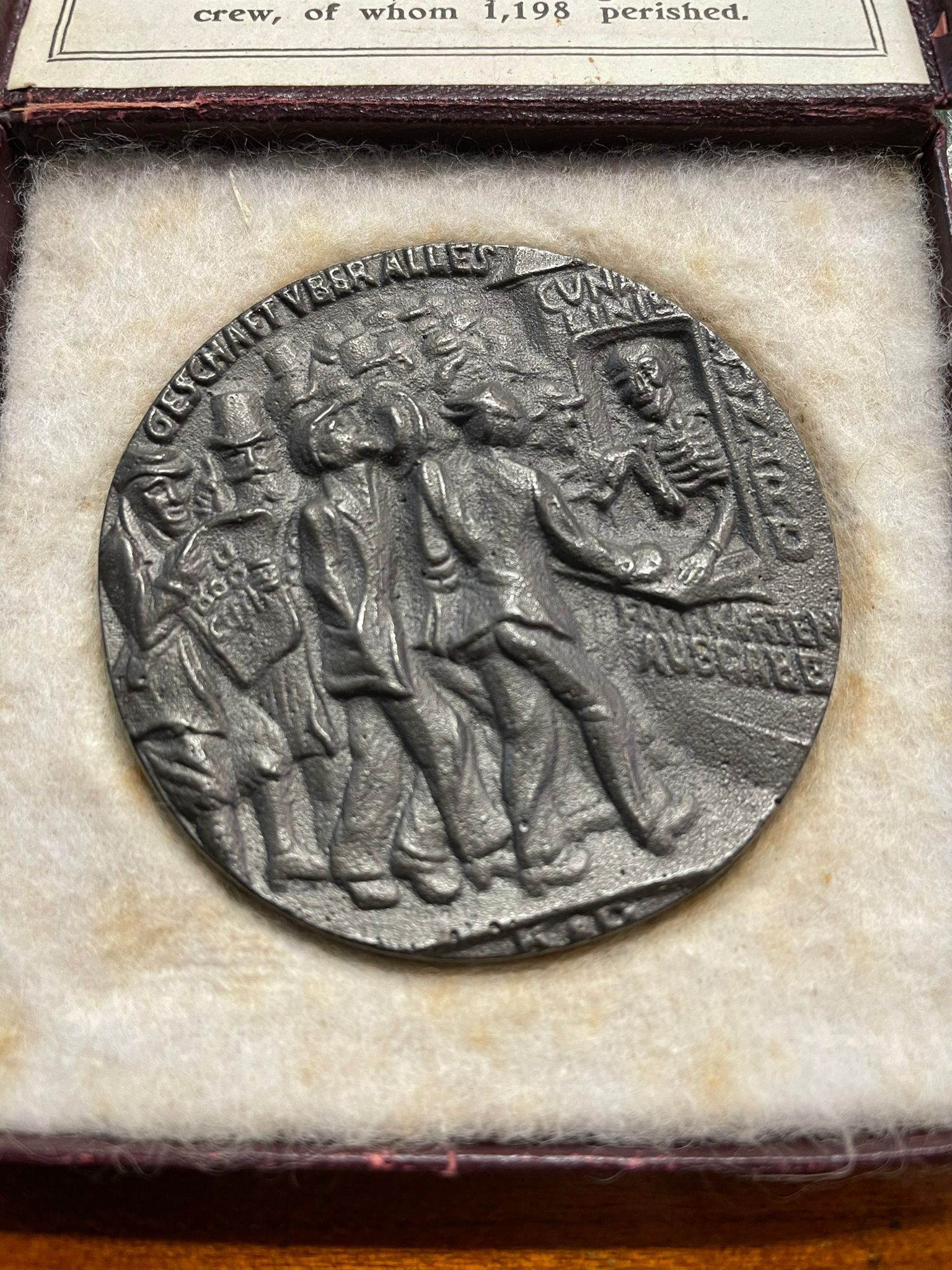 British replica Lusitania medallion - Image 4 of 6