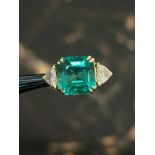 6.94ct BEAUTIFUL ZAMBIAN NATURAL EMERALD / 1.02CT DIAMOND / 18K YELLOW GOLD SETTING