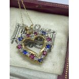 10ct GOLD PRETTY RED AND BLUE GEM SET HEART PENDANT 25mm x 20mm WITH APPROX. 18' CHAIN