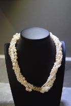 9K PEARL NECKLACE