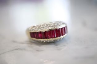 18K GOLD - RUBY & DIAMOND RING (SIZE: M1/2)