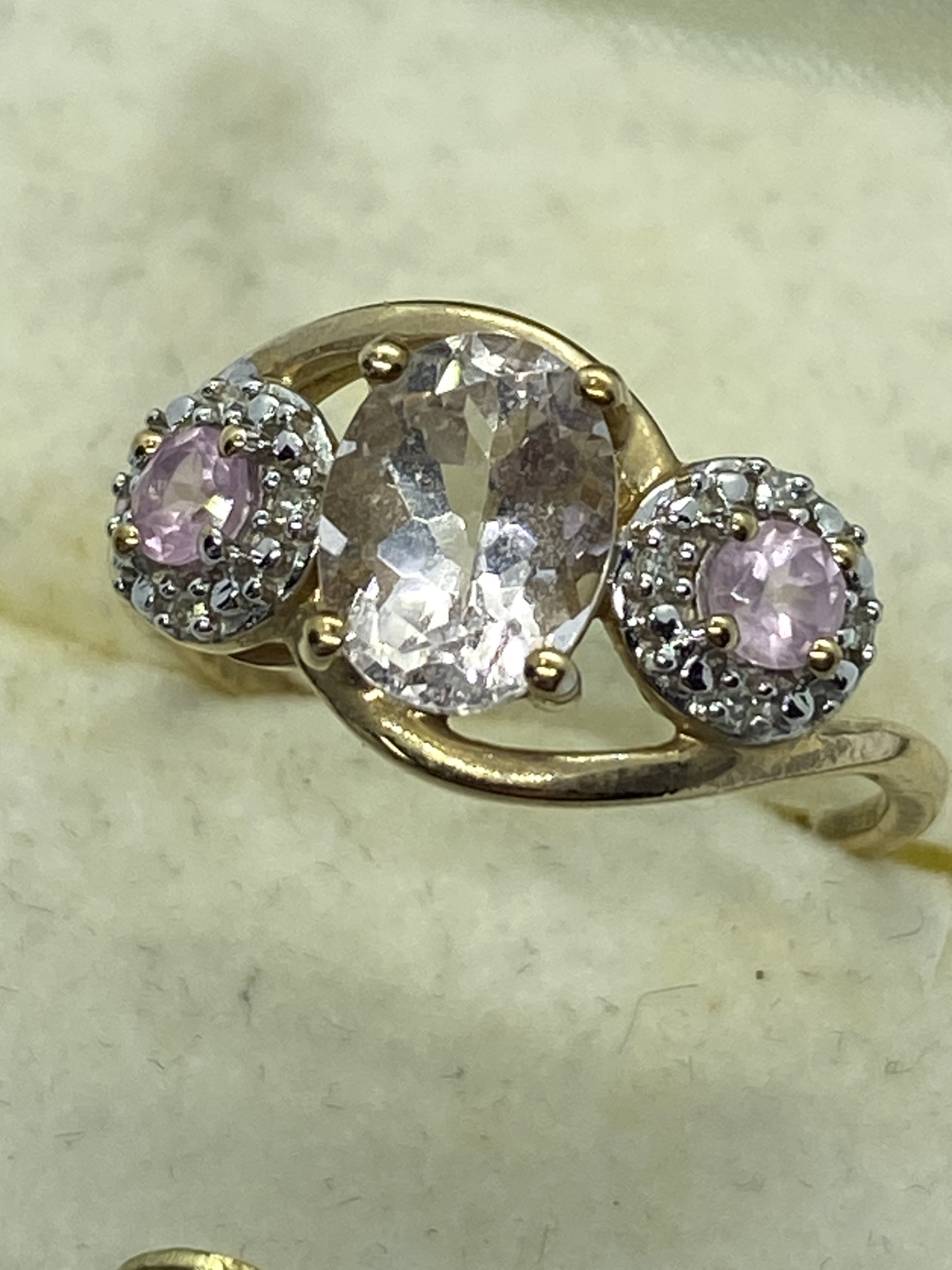 UNUSUAL 10ct YELLOW GOLD TOURMALINE AND PINK SAPPHIRE RING APPROX. SIZE O