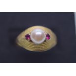18K RING SET WITH PEARL/ RUBY - SIZE U