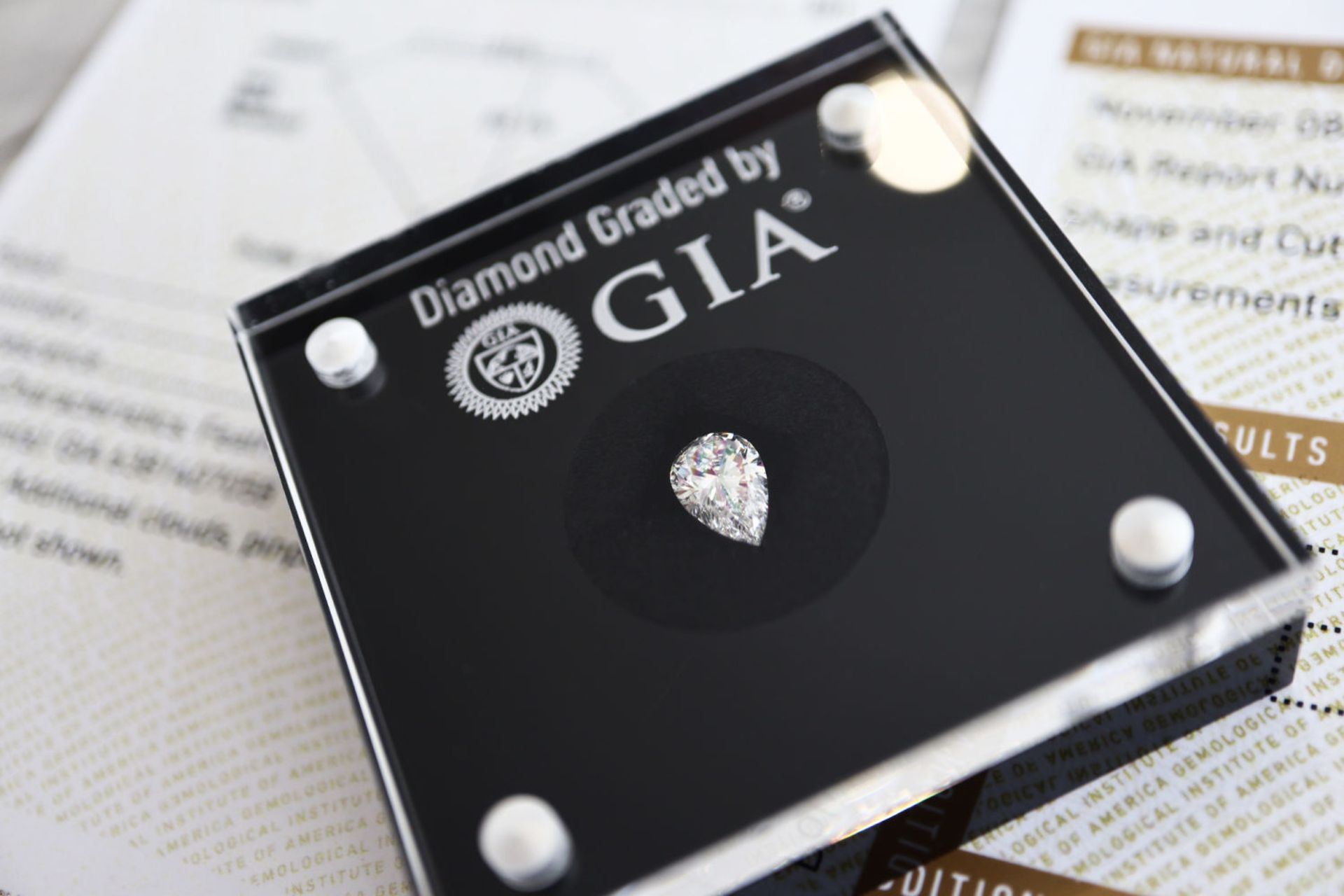 1.02CT DIAMOND; *GIA* CERTIFIED LOOSE PEAR CUT DIAMOND IN GIA CASE! - Image 4 of 9