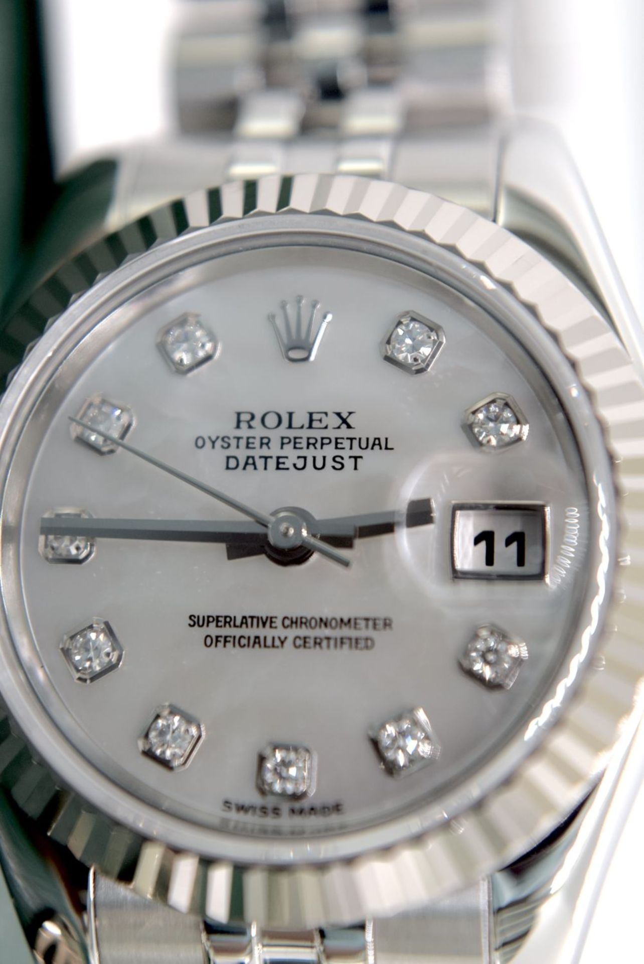 ROLEX DATEJUST REF. 179174 *FULL SET* FACTORY *RARE* WHITE/ SILVER PEARL DIAMOND DIAL - Image 12 of 40