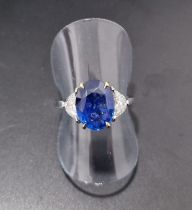 *STUNNING* 4.69CT SAPPHIRE & DIAMOND RING (HANDMADE!) SET IN 18K GOLD (4.8g Total Weight)