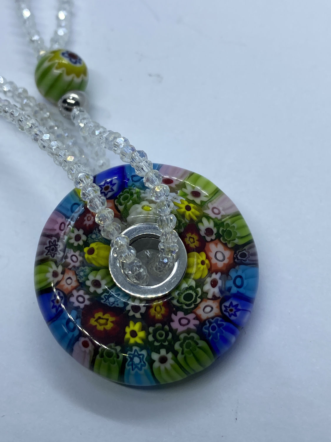 GORGEOUS PATTERNED SPARKLY MURANO GLASS NECKLACE APPROX. 18' LONG - Image 2 of 5