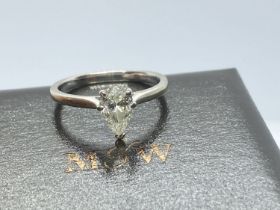 STUNNING E.G.L CERTIFICATED 0.80ct PEAR SHAPED DIAMOND I COLOUR & SI2 CLARITY SET IN WHITE METAL TES