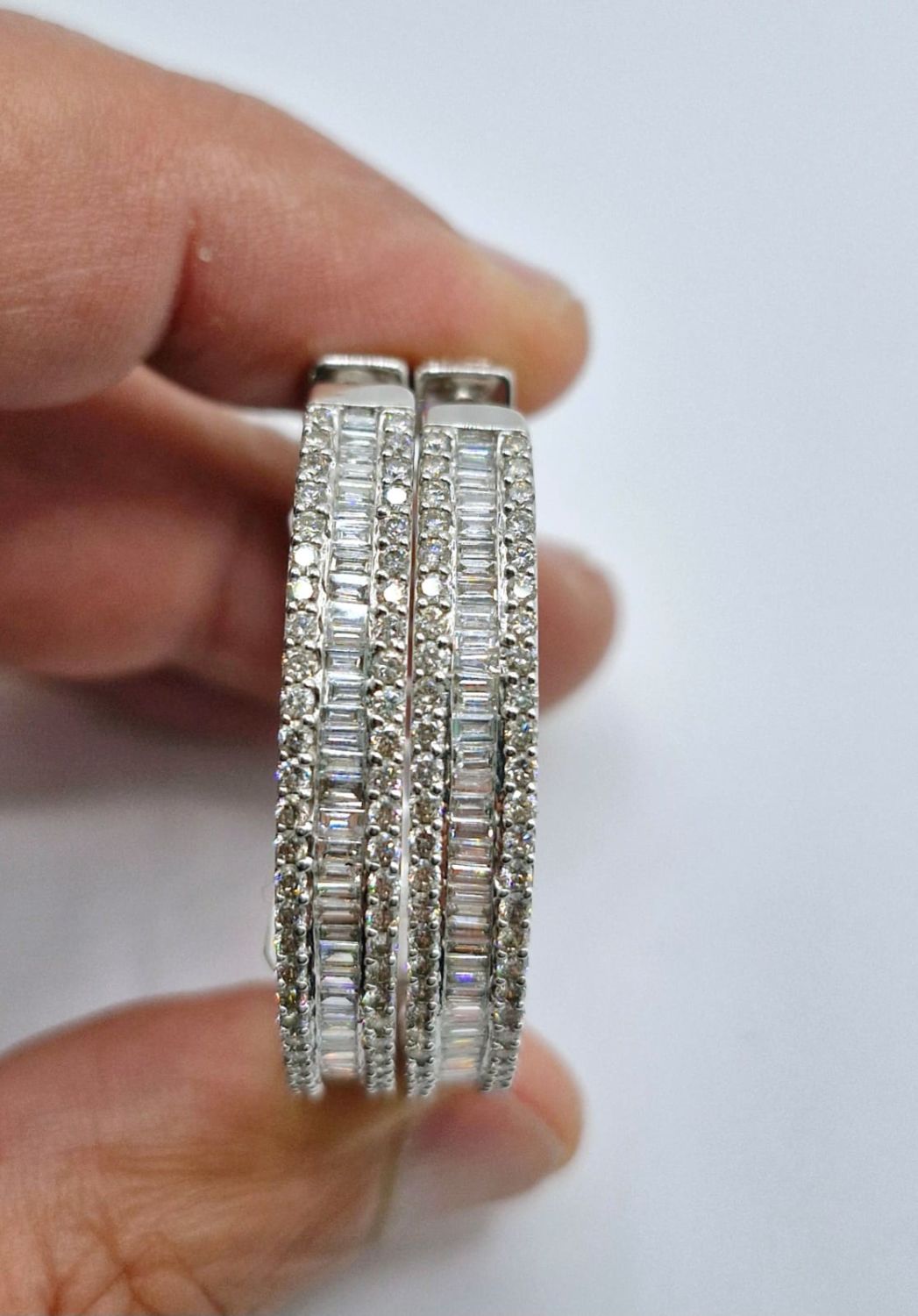 2.83CT DIAMOND / WHITE GOLD HOOP EARRINGS (ROUND & BAGUETTE CUT)