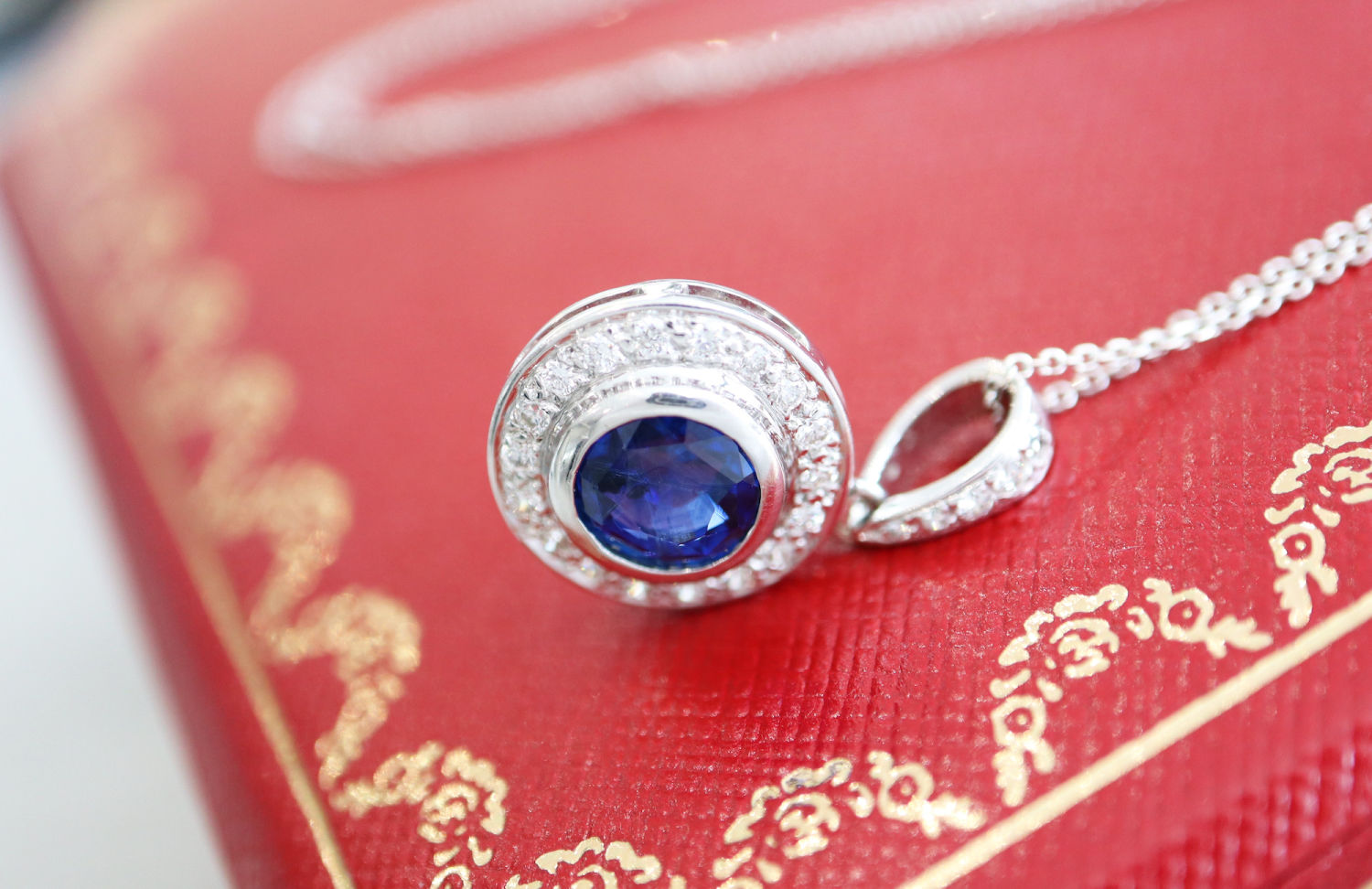 1.96CT SAPPHIRE & DIAMOND PENDANT; in 18CT WHITE GOLD - Image 6 of 9