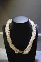 9K PEARL NECKLACE