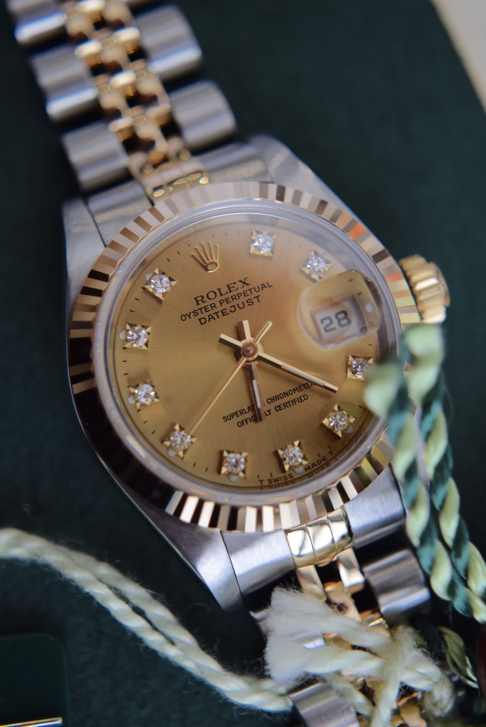 *DIAMOND* ROLEX DATEJUST 18K/ STEEL - FACTORY CHAMPAGNE DIAL *FULL SET/ CERT* £10,550.00 VALUATION - Image 4 of 19