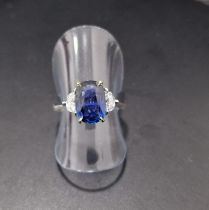 *WOW* 3.33CT SAPPHIRE & DIAMOND RING (HANDMADE!) SET IN 18K GOLD (3.9g Total Weight)