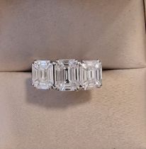 2.24CT EMERALD CUT DIAMOND TRILOGY RING - SET IN 18K GOLD (5.5g Total Weight)