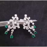 13.90CT EMERALD & DIAMOND EARRINGS SET IN 18K GOLD (21.92g Total weight)