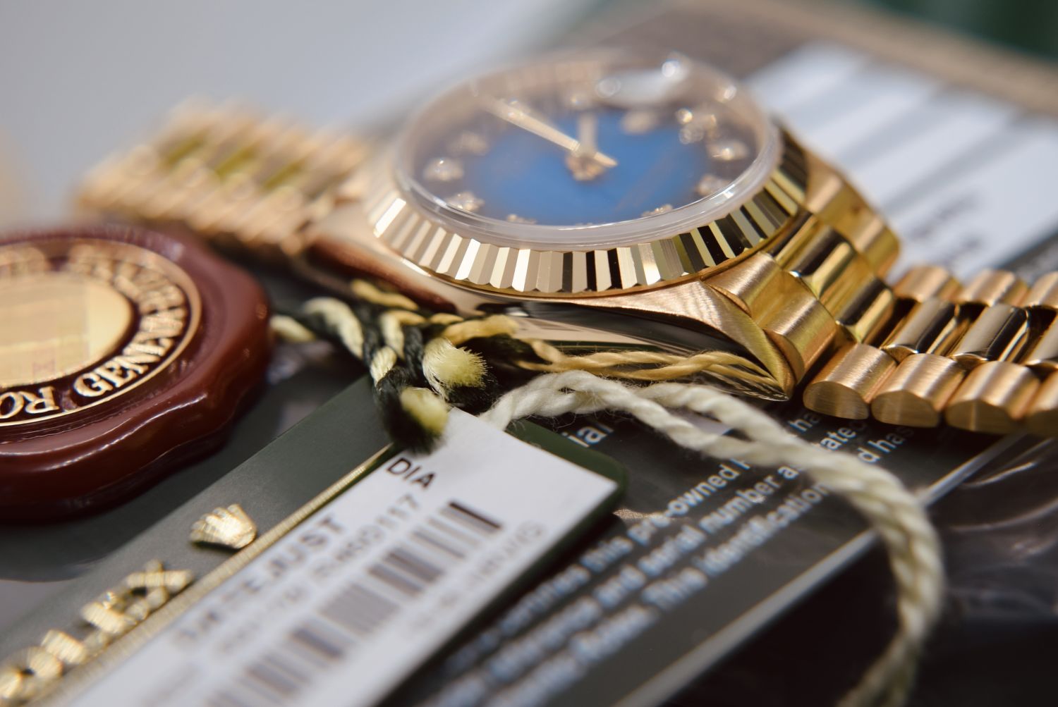 *DIAMOND* ROLEX 18CT YELLOW GOLD PRESIDENT DATEJUST - FACTORY *VIGNETTE* DIAMOND DIAL *FULL SET/ CER - Image 6 of 23