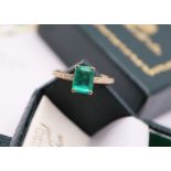 1.176CT EMERALD & DIAMOND RING set in 14K YELLOW GOLD - EMERALD CUT