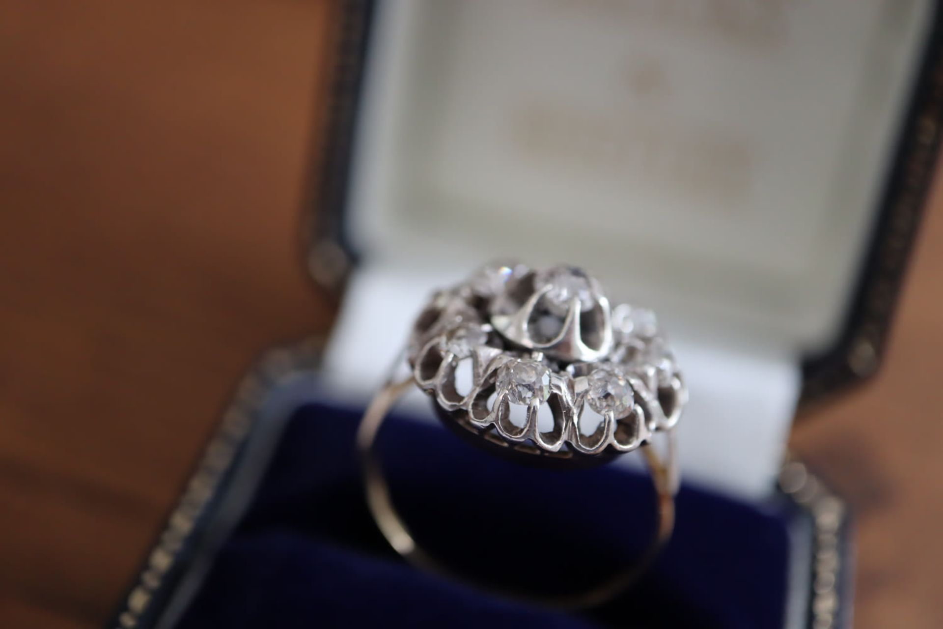 OLD MINE CUT DIAMOND CLUSTER RING - UK SIZE: Q - Image 2 of 2