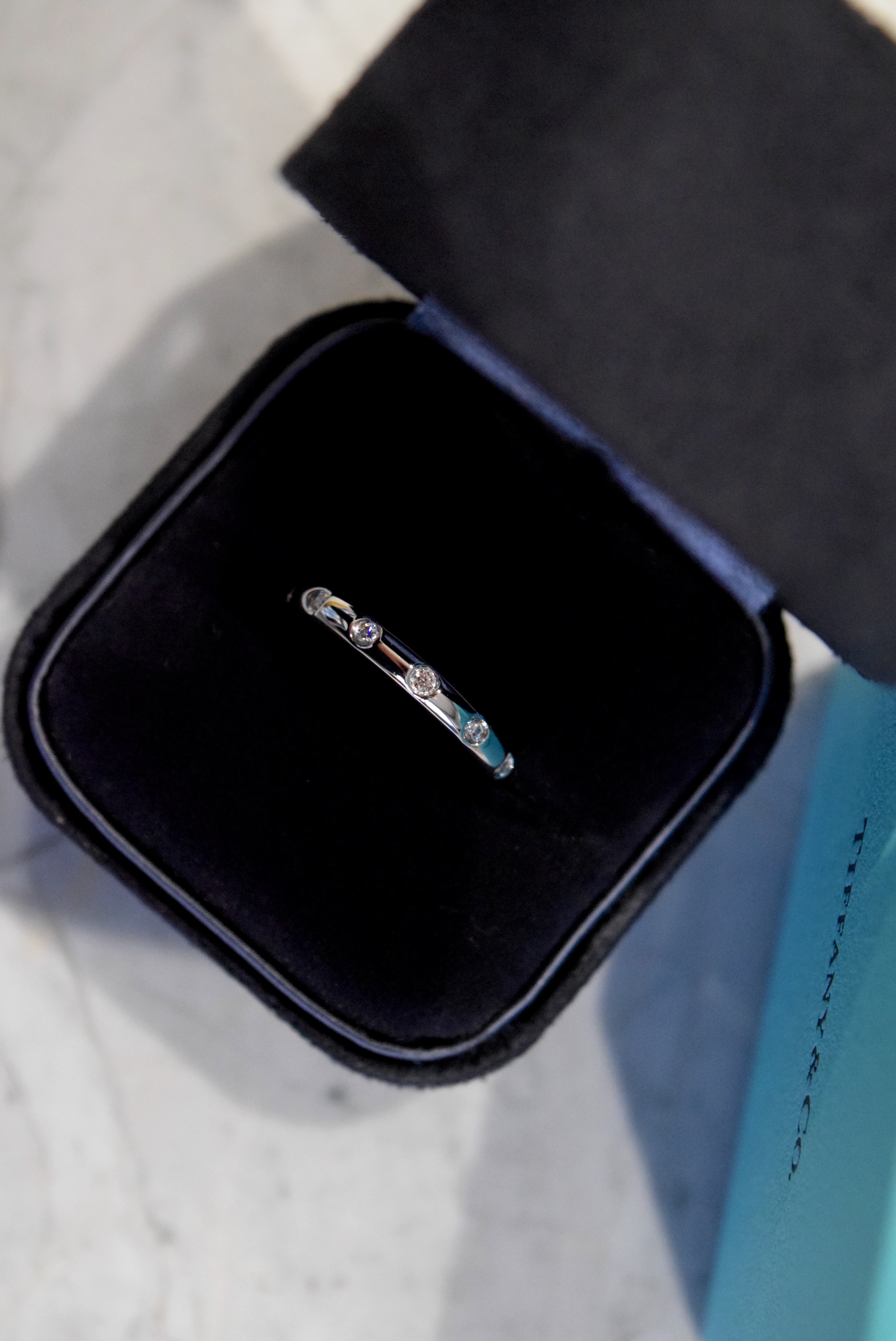 RARE TIFFANY & CO. PLATINUM VVS DIAMOND "ELSA PERETTI" 'BEZET' BAND RING (SIZE L) - Bild 7 aus 10