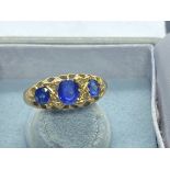 ANTIQUE 18ct GOLD BLUE SAPPHIRE & DIAMOND RING 