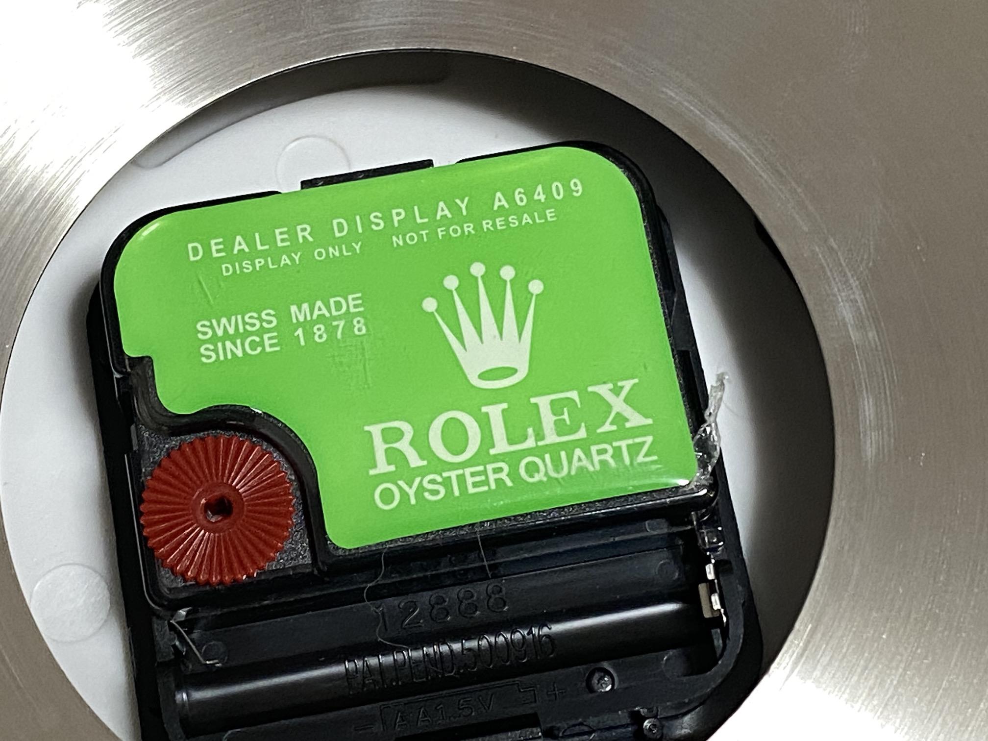 WALL CLOCK DEPICTING ROLEX - Image 3 of 3