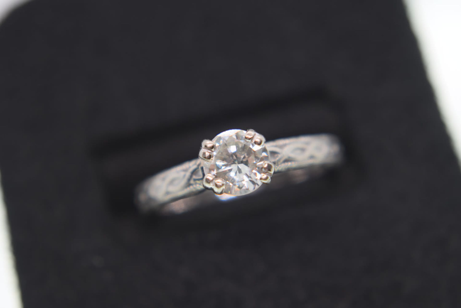 PLATINUM 0.78CT DIAMOND RING - SIZE M1/2