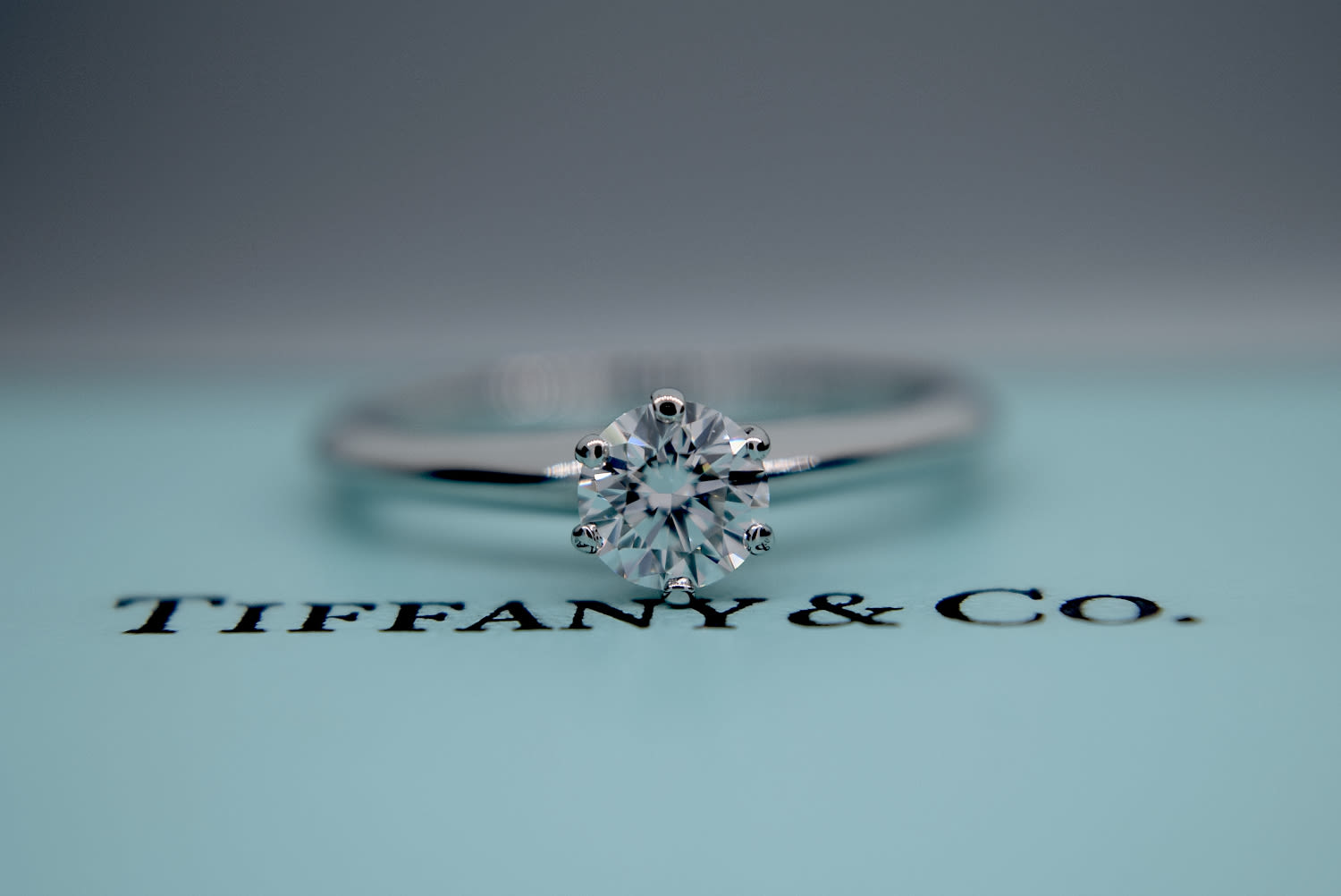 *HARRODS* TIFFANY & CO PLATINUM VVS2 DIAMOND SOLITAIRE RING """"THE TIFFANY SETTING®"""" - BOX & CER - Bild 17 aus 17