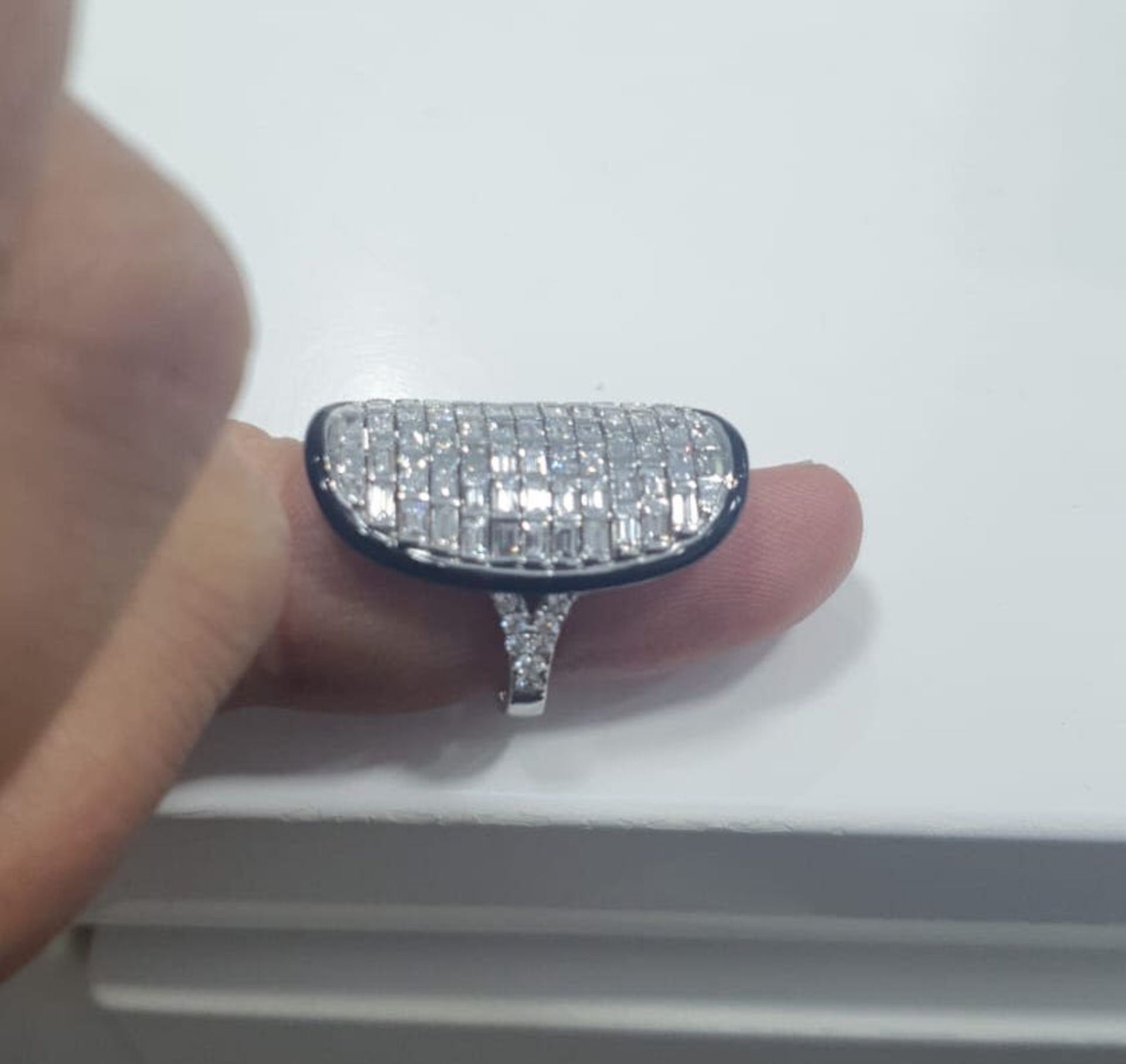 4.00CT DIAMOND RING set in 18K WHITE GOLD (Size M) - Image 2 of 2