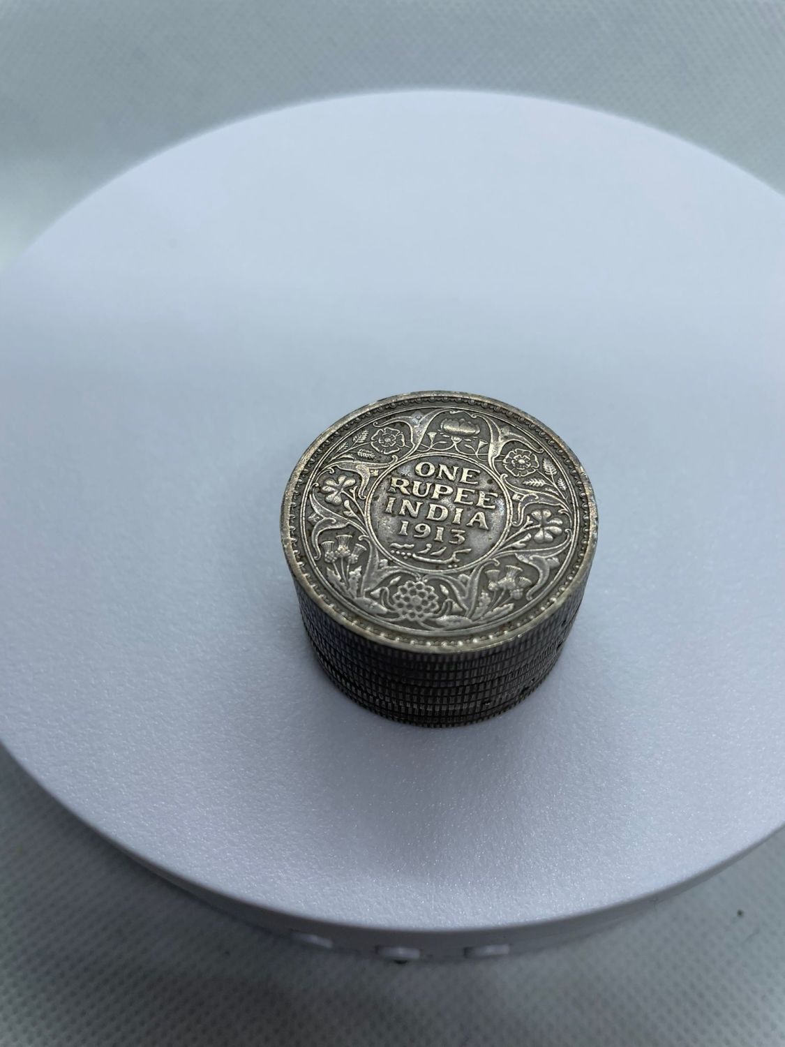 1 RUPEE ANTIQUE PILL BOX