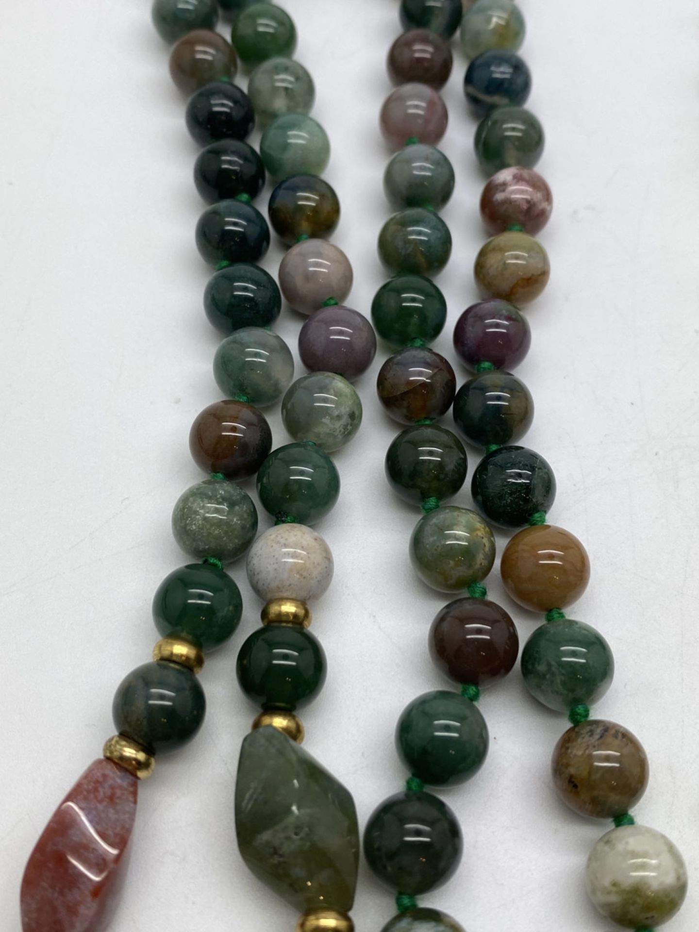 PRETTY 2 X MULTI-COLOURED STONE BEAD NECKALCES - Image 6 of 12