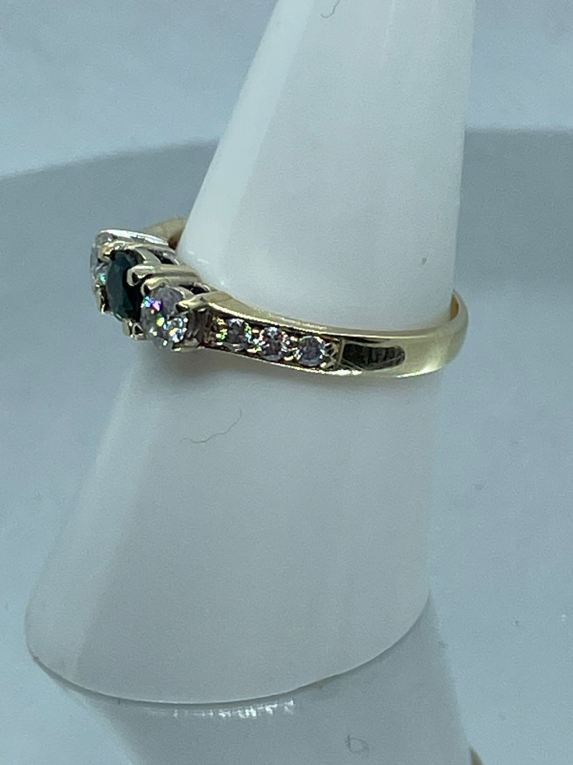 9ct diamond and sapphire ring - Bild 2 aus 6