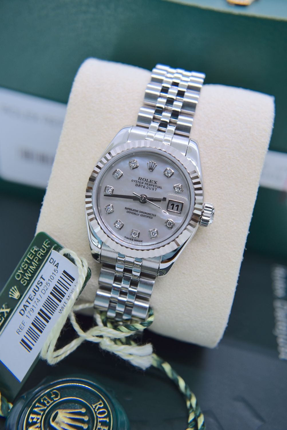 ROLEX DATEJUST REF. 179174 *FULL SET* FACTORY *RARE* WHITE/ SILVER PEARL DIAMOND DIAL - Bild 10 aus 40