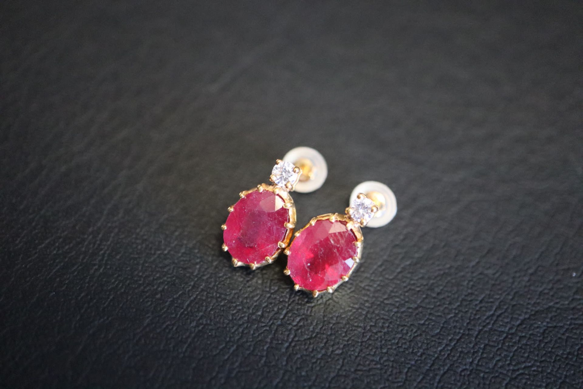 RUBY & DIAMOND STUD EARRINGS - set in 14k GOLD - Image 2 of 5