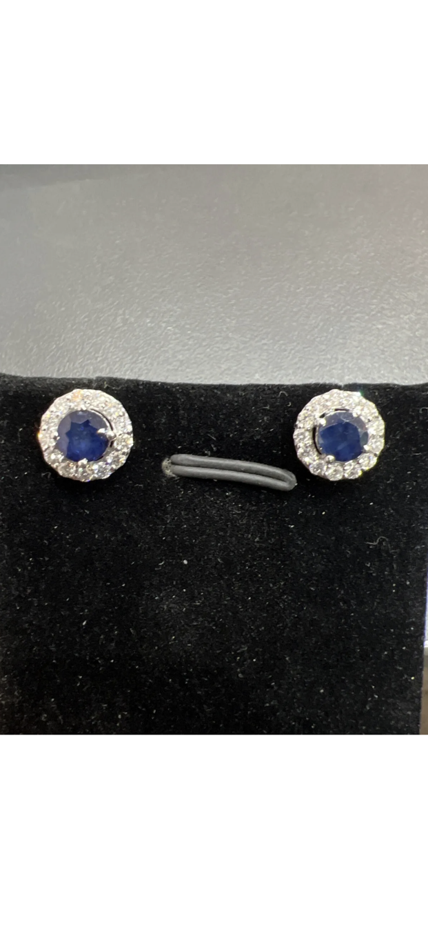 2.50ct BLUE SAPPHIRE & DIAMOND HALO EARRINGS SET IN WHITE GOLD - Image 2 of 2