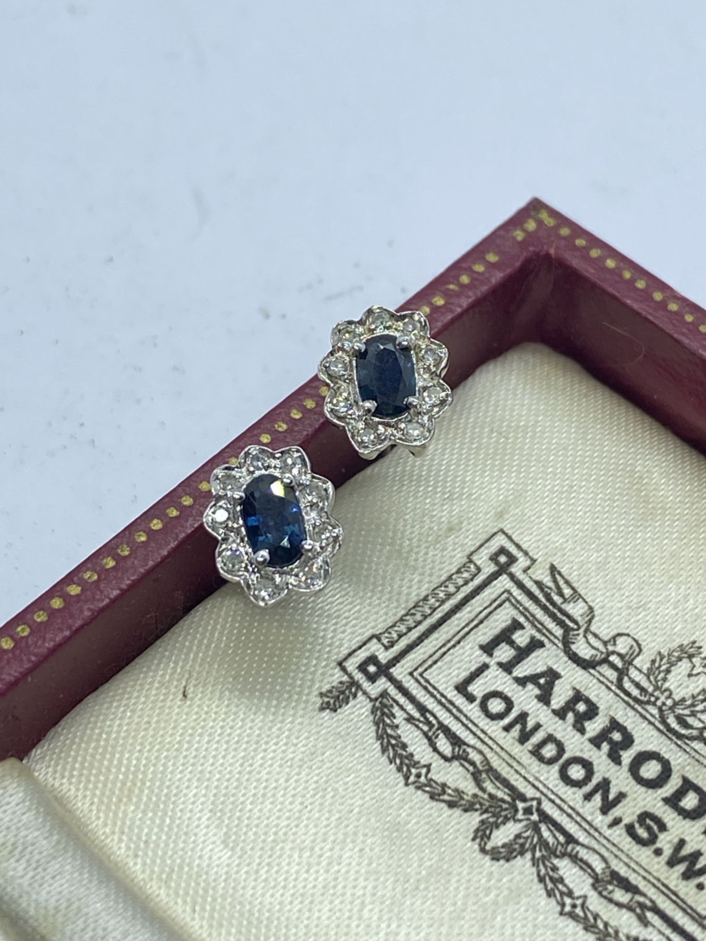 STUNNING BLUE SAPPHIRE AND DIAMOND EARRINGS SET IN 14CT WHITE GOLD - Image 2 of 2