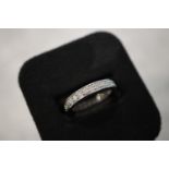 9CT GOLD & DIAMOND RING - UK SIZE: K