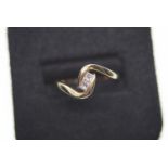 9CT GOLD DIAMOND RING