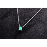 0.80CT EMERALD PENDANT / 18K WHITE GOLD SETTING & CHAIN