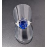 *STUNNING* 4.69CT SAPPHIRE & DIAMOND RING (HANDMADE!) SET IN 18K GOLD (4.8g Total Weight)