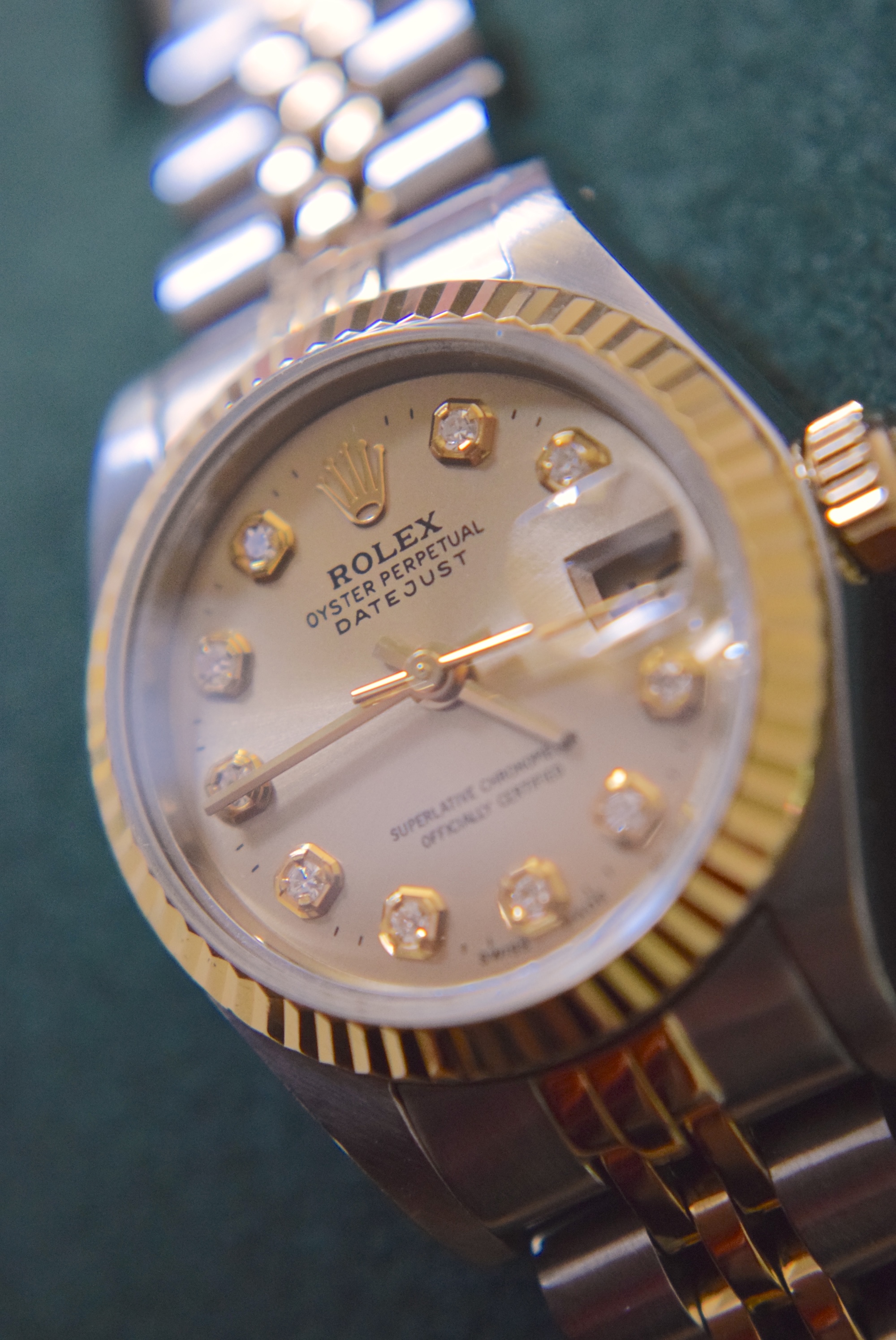 ROLEX DATEJUST 18CT GOLD/ STEEL 26MM LADIES MODEL (69173) - DIAMOND CHAMPAGNE DIAL - £9995 VALUATION - Image 5 of 10