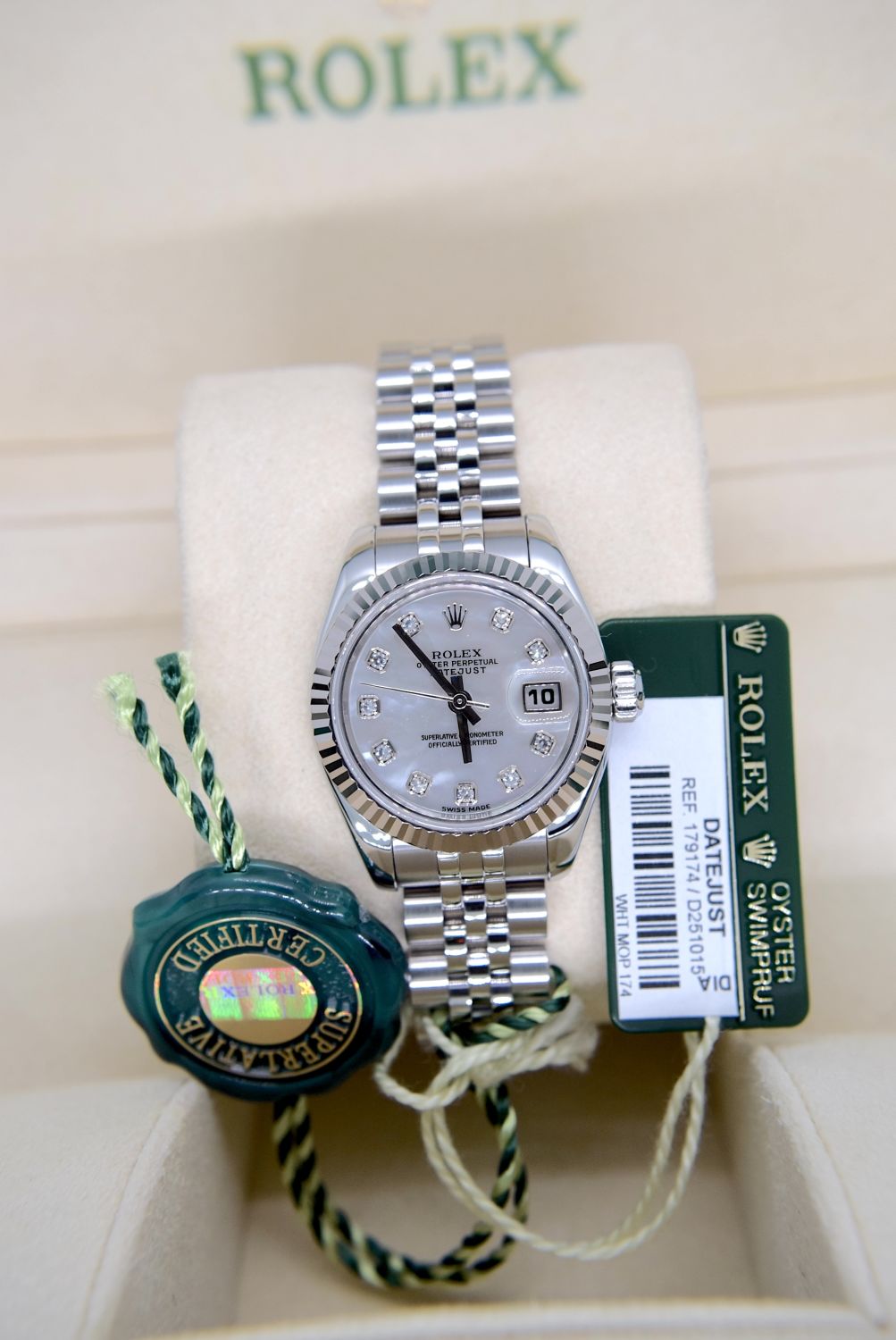 ROLEX DATEJUST REF. 179174 *FULL SET* FACTORY *RARE* WHITE/ SILVER PEARL DIAMOND DIAL - Bild 8 aus 40