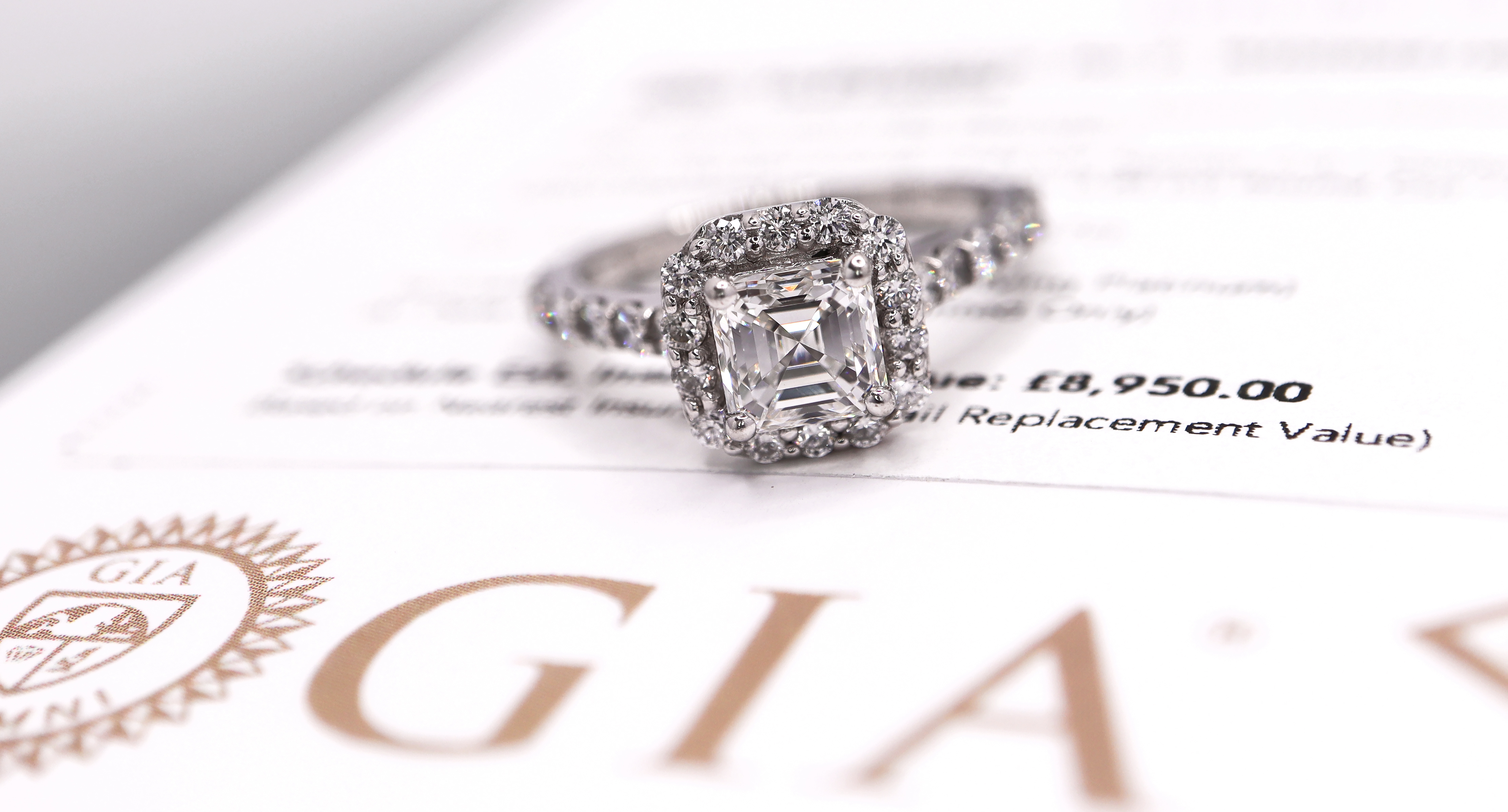 1.67CT ASSCHER DIAMOND HALO RING; *GIA* CERTIFIED VVS2 / G (950 PLATINUM) - Image 3 of 12