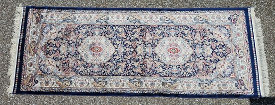 Hereke Turkish Bamboo Silk Tufted Rug - 2'6" x 6'6