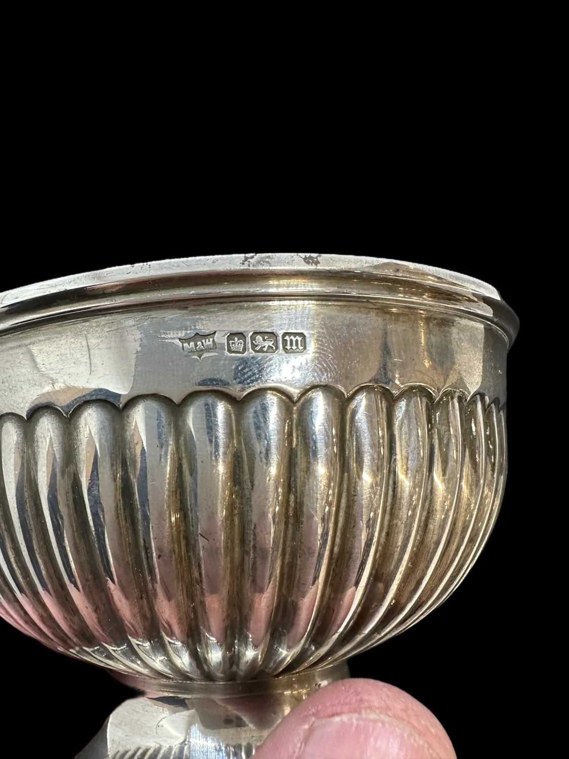 Silver: - Image 3 of 3